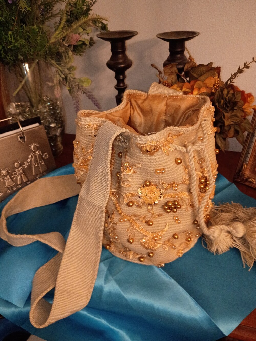 Cream Colored Beaded Drawstring Shoulder Purse